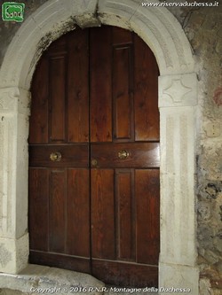 Castelmenardo, portale. Clicca per ingrandire Castelmenardo, portale