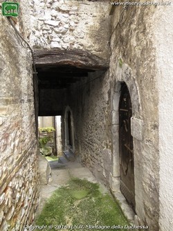 Castelmenardo, vicolo. Ingrandisci Castelmenardo, vicolo